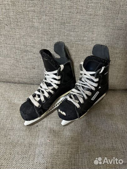 Коньки хоккейные Bauer детские