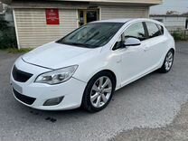 Opel Astra 1.6 AT, 2011, 201 000 км, с пробегом, цена 550 000 руб.