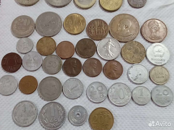 Монеты одним лотом 44 штуки