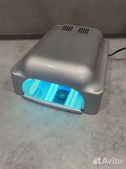 Лампа для маникюра