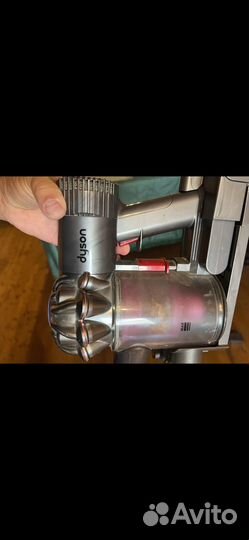 Пылесос Dyson б/у на запчасти