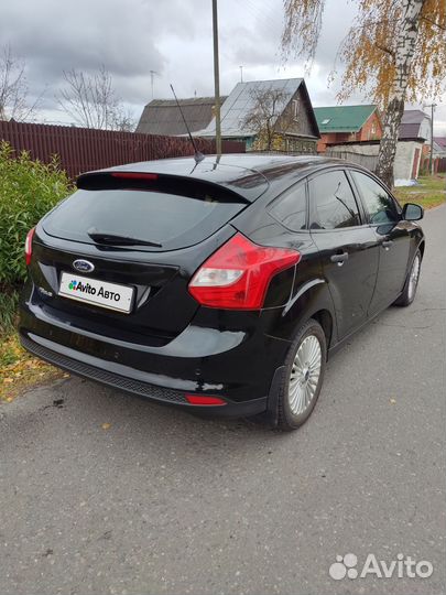 Ford Focus 1.6 МТ, 2013, 243 000 км