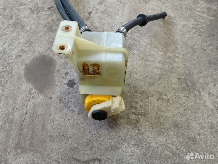 Бачок тормозной жидкости Alfa Romeo 146