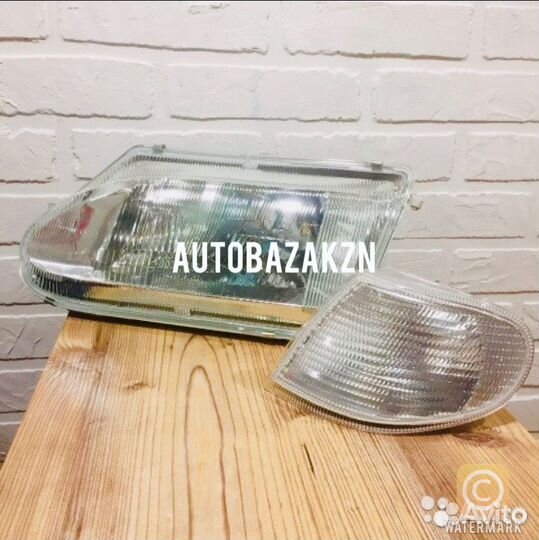 Фара левая Ваз 2114 с белым поворотом