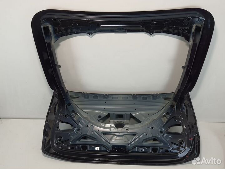 BMW g02 X4 (c 17) дверь багажника