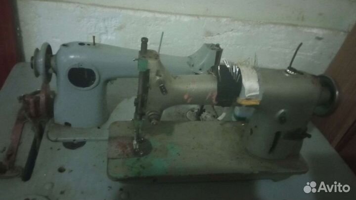 Швейная машина 2штуки