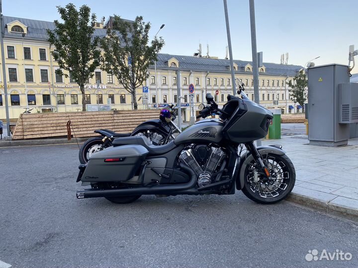 Фотосессия с редкими мотоциклами