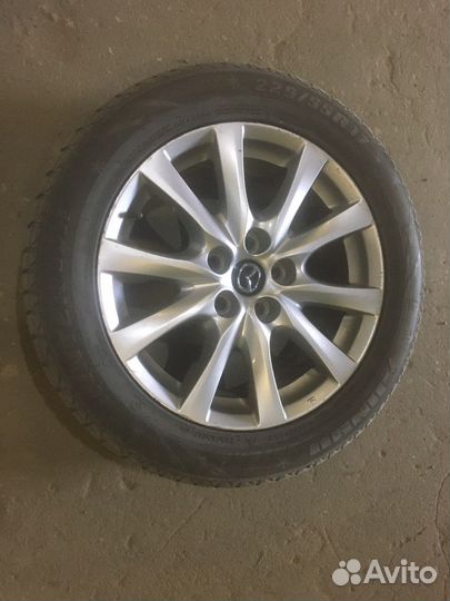 Jinyu YW52 225/55 R17 97V