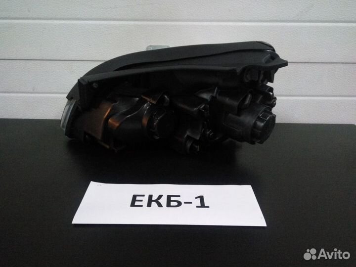 Фара правая Kia Carens 3 2006-2013