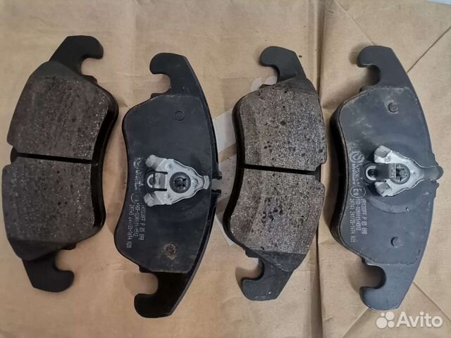 Тормозные колодки Brembo P85098 для Audi