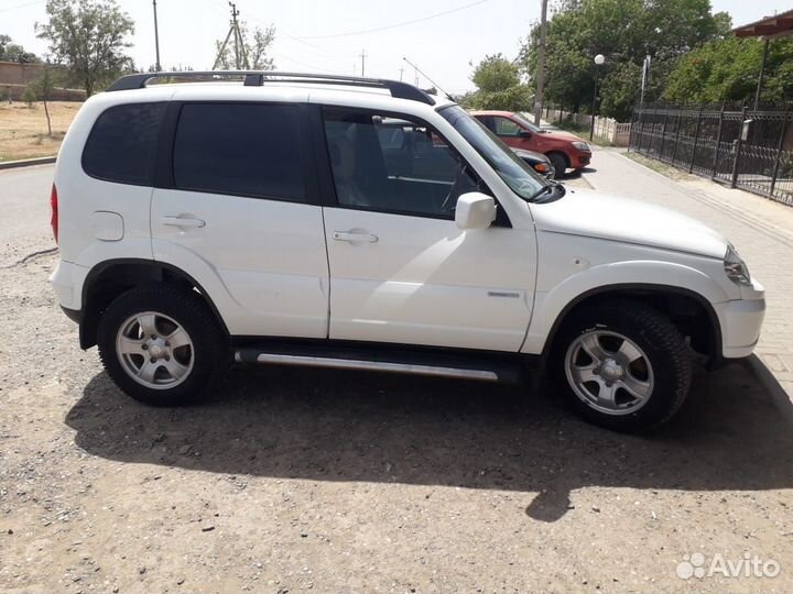 Chevrolet Niva 1.7 МТ, 2011, 107 000 км