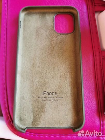 Чехол на iPhone 11