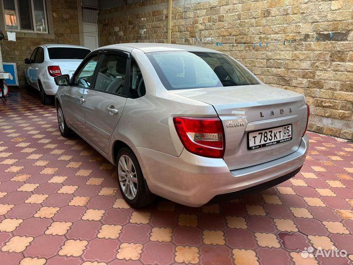 LADA Granta 1.6 МТ, 2022, 22 000 км