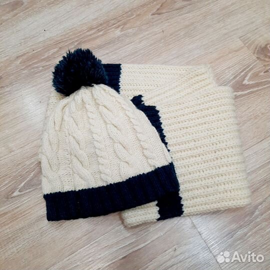 Комплект шапка и снуд