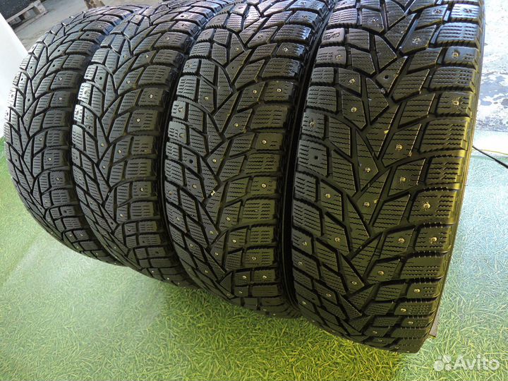 Dunlop Grandtrek Ice 02 235/60 R18