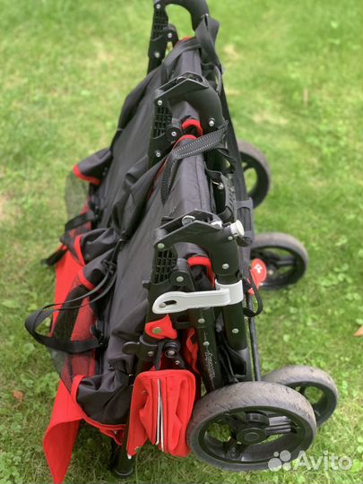 Коляска для двойни или погодок