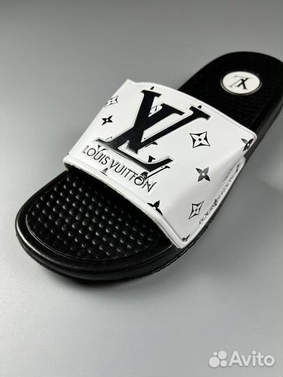 Шлепки Louis Vuitton