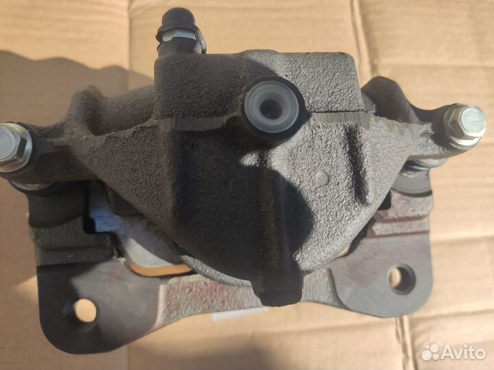 Суппорт передний правый Газель