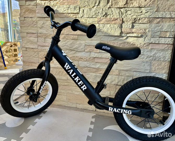 Беговел Rush hour Walker 12