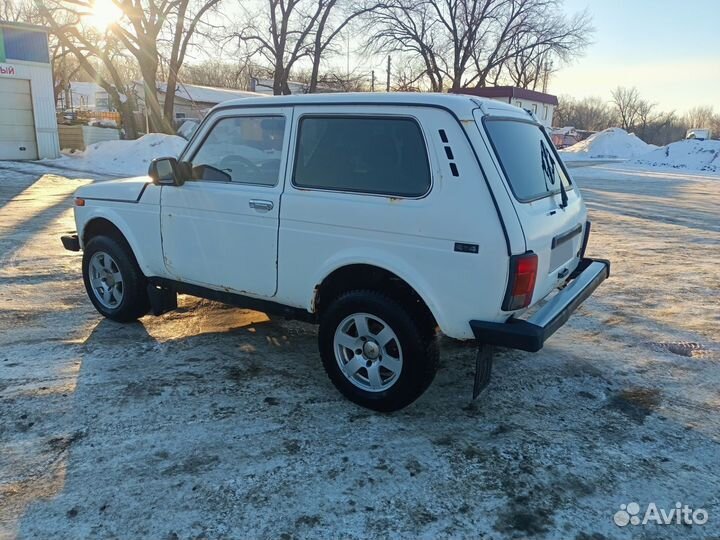 LADA 4x4 (Нива) 1.7 МТ, 2003, битый, 174 000 км