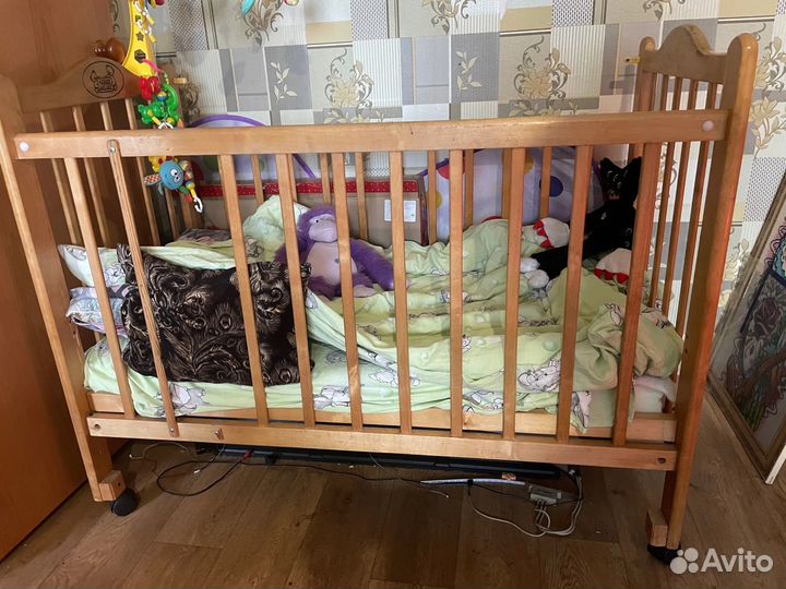 Детская кроватка
