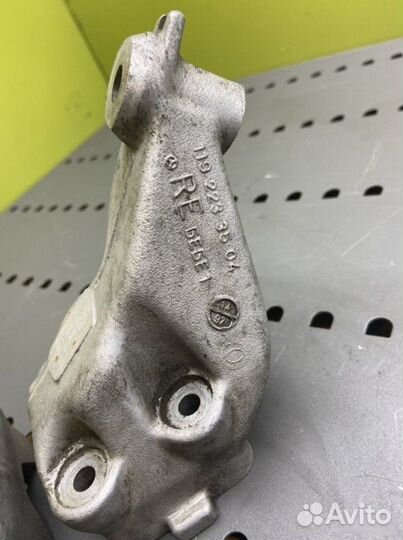 Лапы двс Mercedes S-Class W140 M119