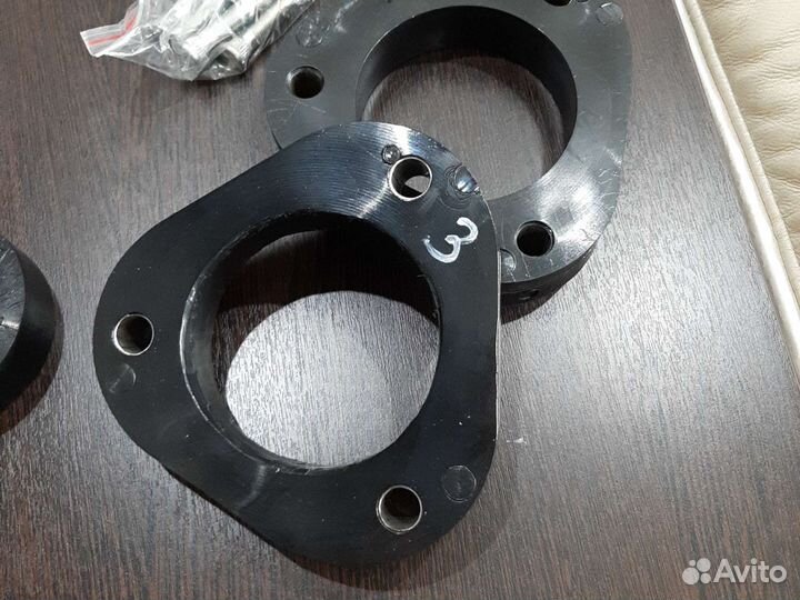 Проставки для увеличения клиренса камри 70