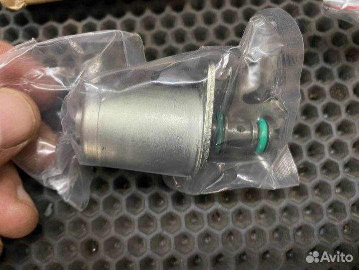 Клапан рулевой рейки Мерседес 164 211 221 251