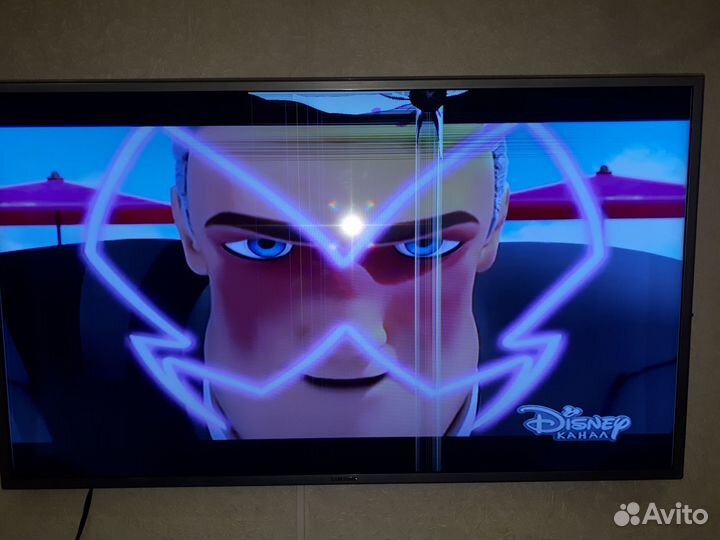 Битый телевизор