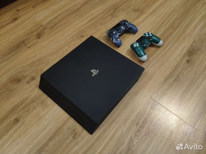 Sony PS4 pro + 300 игр по подписке PS Plus