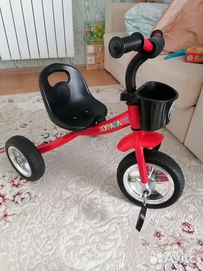 Трехколесный велосипед