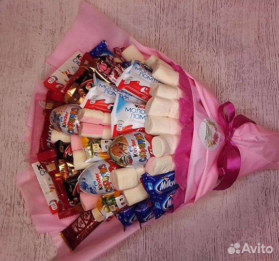 Сладкий подарок. Букет из Киндер. Вкусный букет