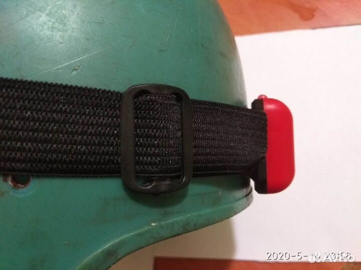 Фонарик налобный яркий компактный