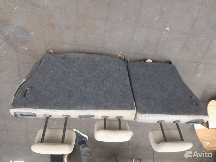 Задние сиденья renault megane 2