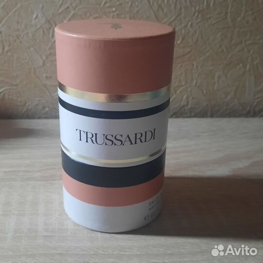 Духи женские trussardi