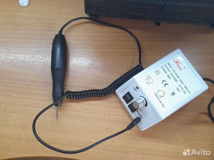 Машинка для аппаратного маникюра