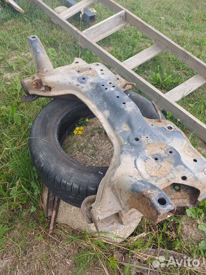 Подрамник на opel corsa D