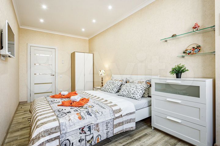 2-к. квартира, 74 м², 5/7 эт.