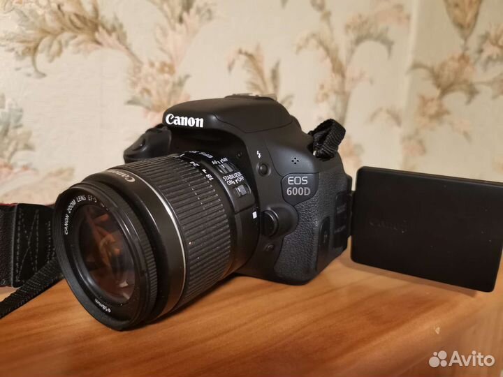 Фотоаппарат Canon ds12631eos 600D