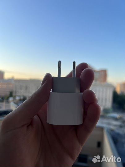 Оригинальный Блок зарядки iPhone 20W