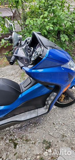 Продам honda forza 250