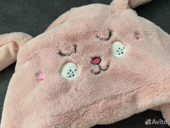 Шапка с двигающимися ушами