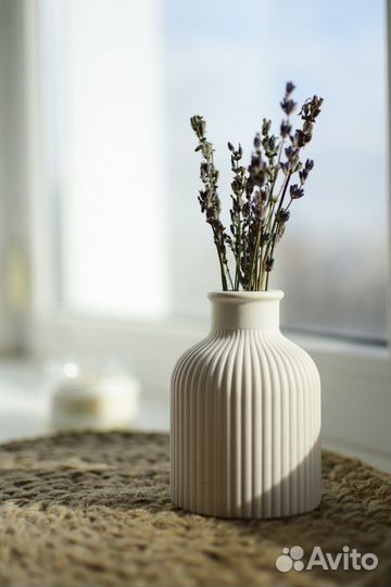 Ваза декоративная сканди из гипса для сухоцветов