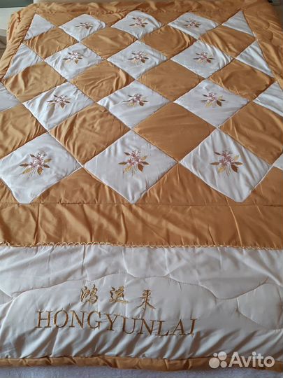 Продам тёплое синтепоновое одеяло