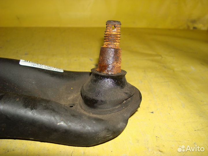 Рычаг Honda Freed GB3 (Переднее Правое)