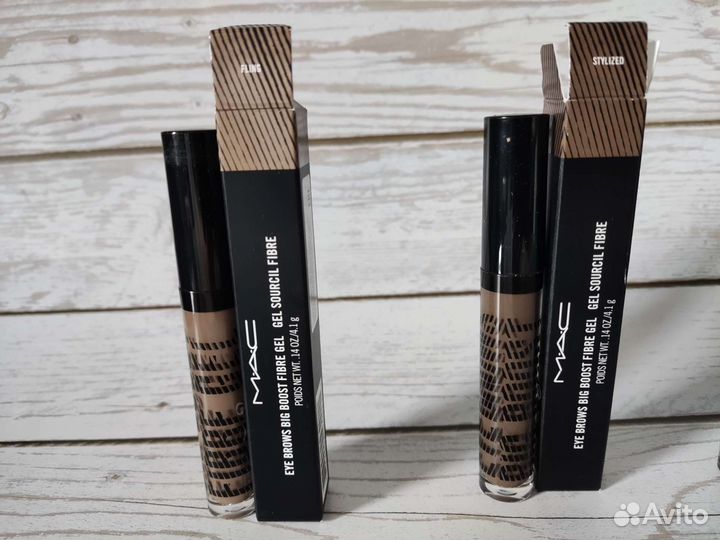 Гель для бровей MAC big boost fibre gel