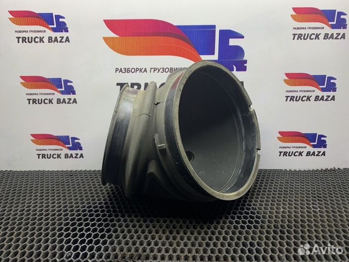 Патрубок воздушного фильтра Renault T, Volvo FM