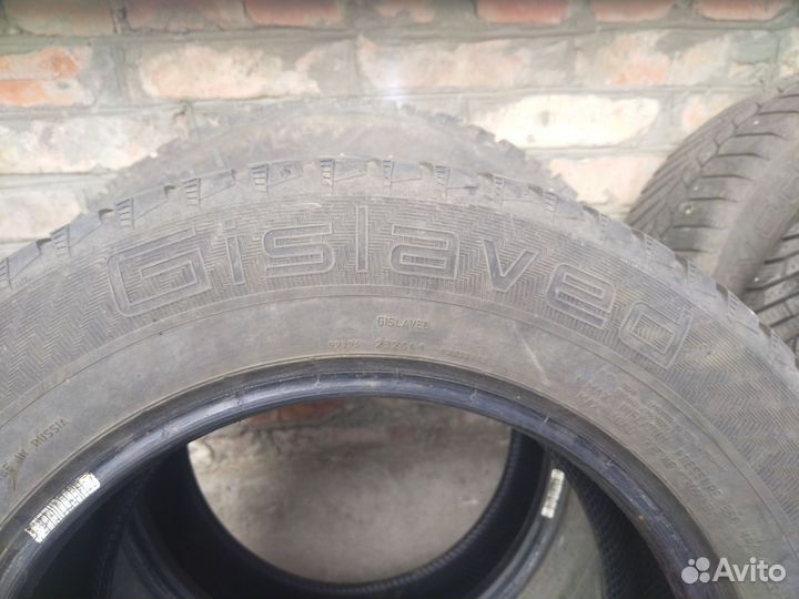 Gislaved Nord Frost 200 205/65 R15