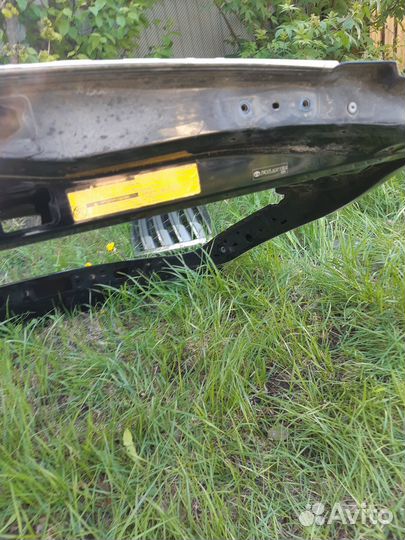 Крышка багажника toyota land cruiser 200