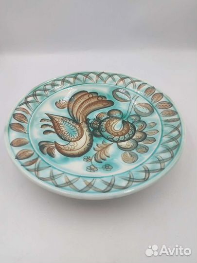 Настенная тарелка Петушки зик Конаково